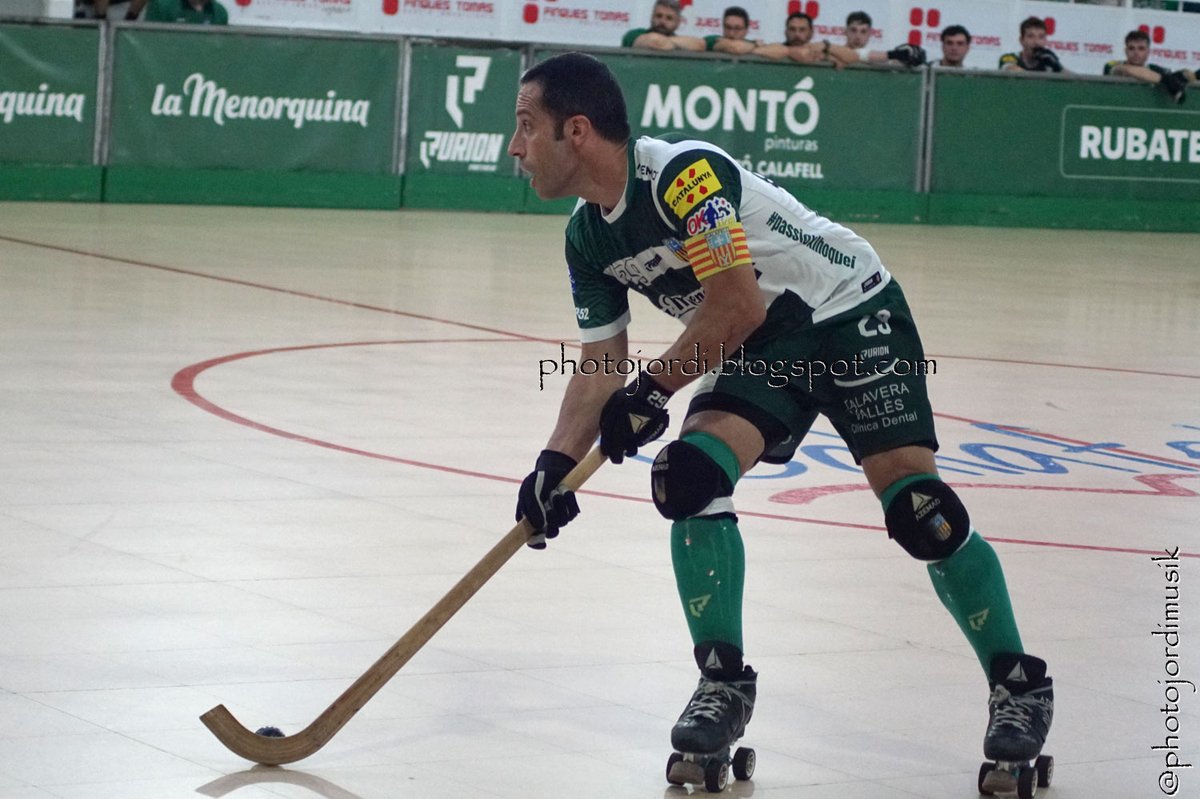 Photojordimusik's tweet photo. Fotos CP Calafell- HC Liceo 4art partit semifinal play-off Ok Lliga #hoqueipatins #hoquei #oklliga #okliga #hockey #hockeypatines #rinkhockey #rollerhockey #cpcalafell #ambtrescollons #unaplatjaiuncastell #calafell #liceo #hcliceo #deportivoliceo #okpatins https://t.co/fNLo0vw1mo https://t.co/39Y5m5LfQL