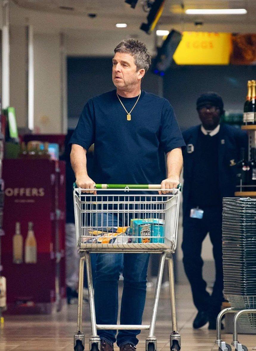 SirUsagi1942's tweet photo. I love a husband who does the grocery shopping 🥺🥺🥹🥹 https://t.co/ooCLZ7TzFz