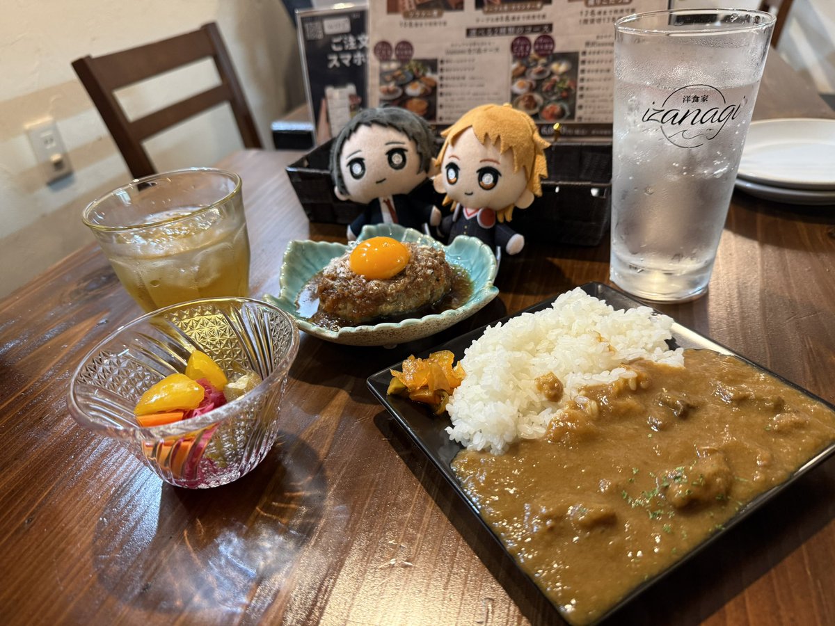 pihu_ana's tweet photo. slogan baru: kazuma kaneko jaya @mxkrsna 
(makasih resto izanagi sbg gantinya souji/yu) (?) https://t.co/excGHBtbgf
