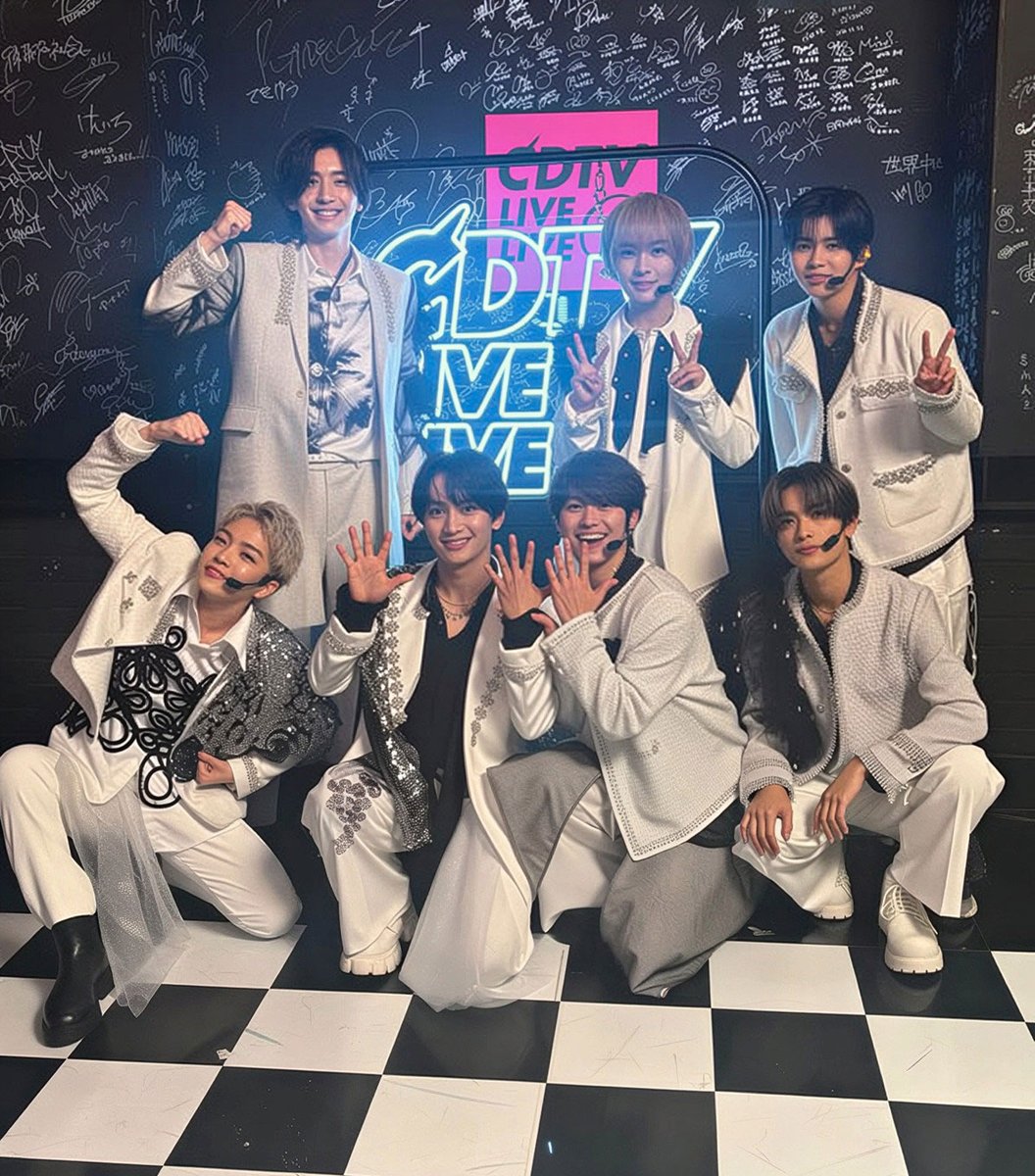 NaniwaFC_info's tweet photo. #CDTVライブライブ
ありがとうございました！✨

なにわ男子が
5周年スペシャルメドレーを披露💐

たくさんの応援をいただき
ありがとうございました👦🏻👑

ぜひ皆さまの感想もお聞かせください📮

#なにわ男子
#なにわ男子_ND5 https://t.co/m1pr3EEY7Z