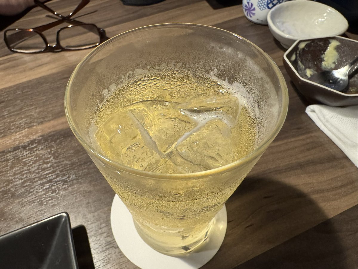Trade_2017's tweet photo. ボス＆出資先CEOさんと食事会。

今日もまた前向きな話が出来て大満足。 https://t.co/ejk21QlZNQ