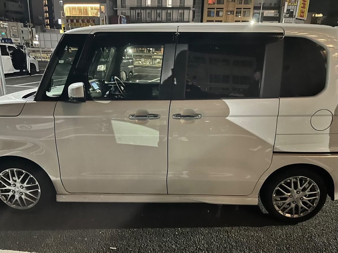 Masterbiwp's tweet photo. 大阪から金融車買い手探してます。
Nボックスカスタム3.1万キロ
両側パワースライドドア
純正ナビ付き https://t.co/B6kW4plaPA