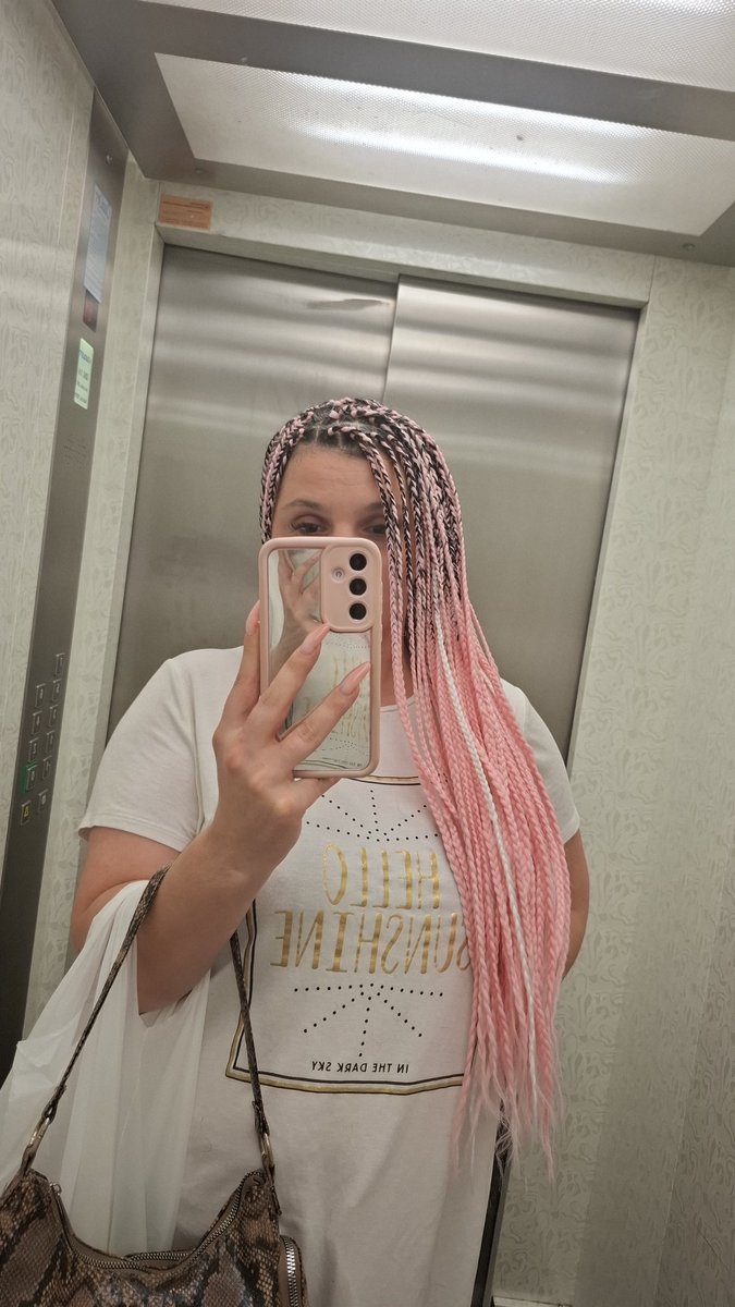 MistressKiry's tweet photo. @FinDommes Hey! You can send me money on Revolut by following this link: https://t.co/3pvI9UfMmX

Paying pigs turn me on 😈 https://t.co/kEVNfIEDxQ