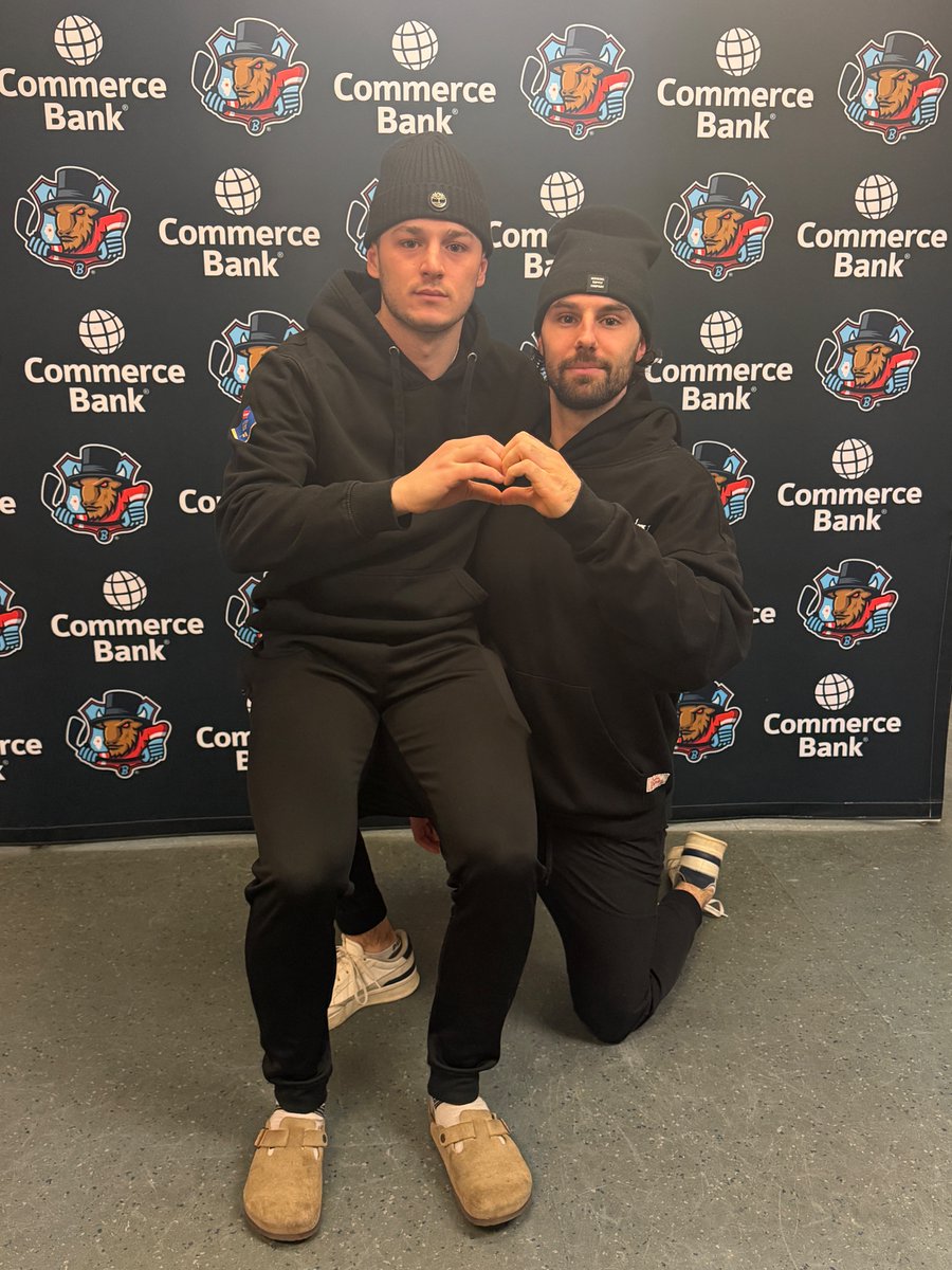 bisonhockeyECHL's tweet photo. Lou &amp; Ferg here to wish you all a very happy #NationalBestFriendsDay ❤️ https://t.co/jPfwMrX5Eo