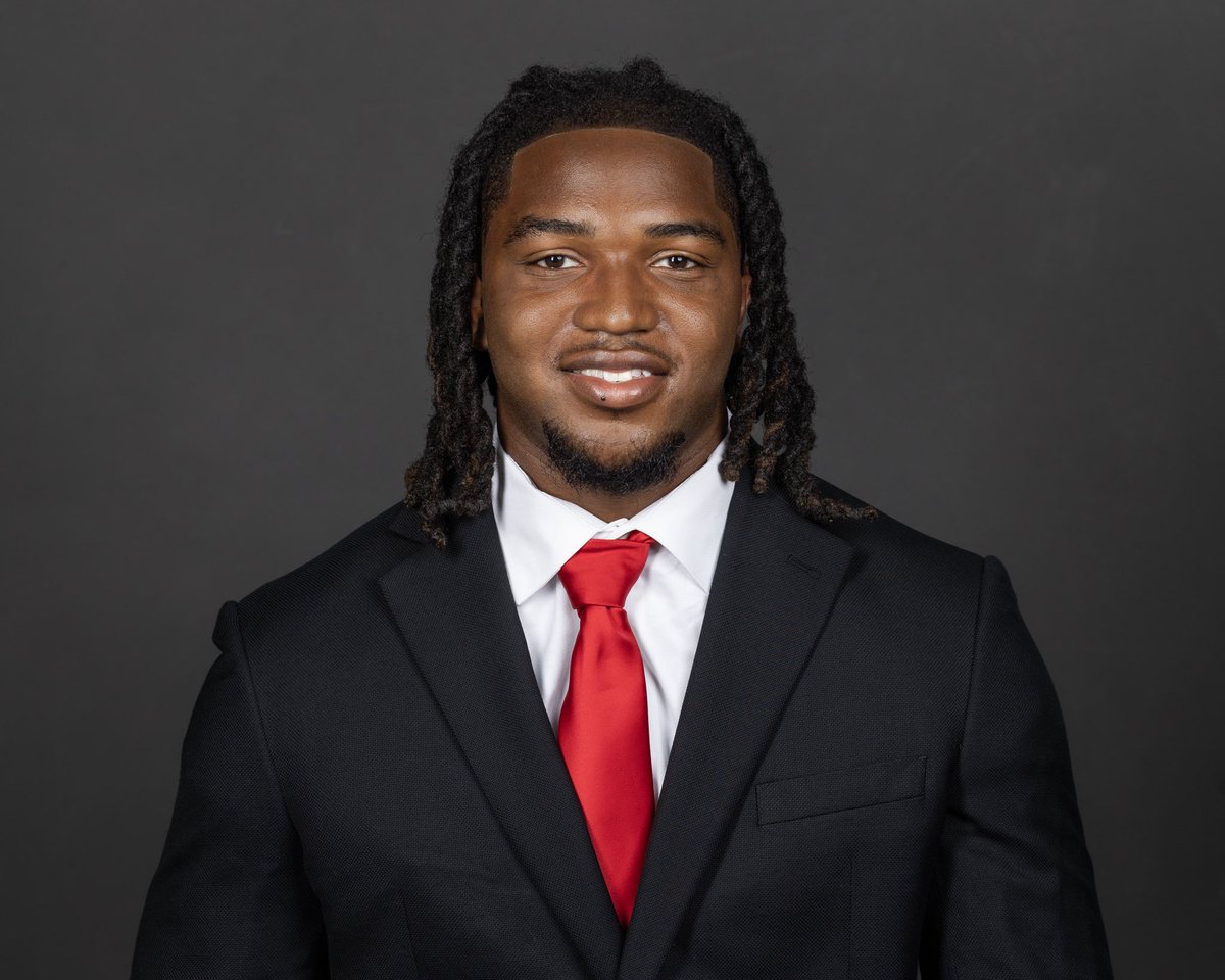 Noland_A5b's tweet photo. Any college coaches looking for a dedicated GA who is passionate about the game, committed to excellence, and eager to make an impact on your program, DM me. Ready to work, learn, and help build success. #GAJobs #CollegeFootball #CoachingJobs #GraduateAssistant https://t.co/mAc0lmUkT3