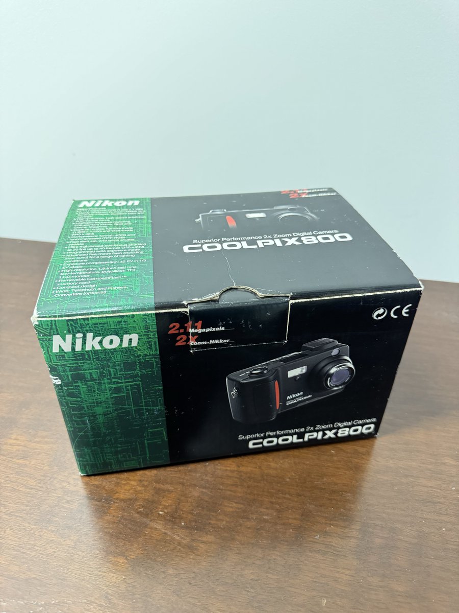 cjcam930's tweet photo. Here’s my 2nd digital camera - vintage 1999 Nikon E800 2MP with the add-on wide-angle accessory lens https://t.co/nHhyGKvVjE