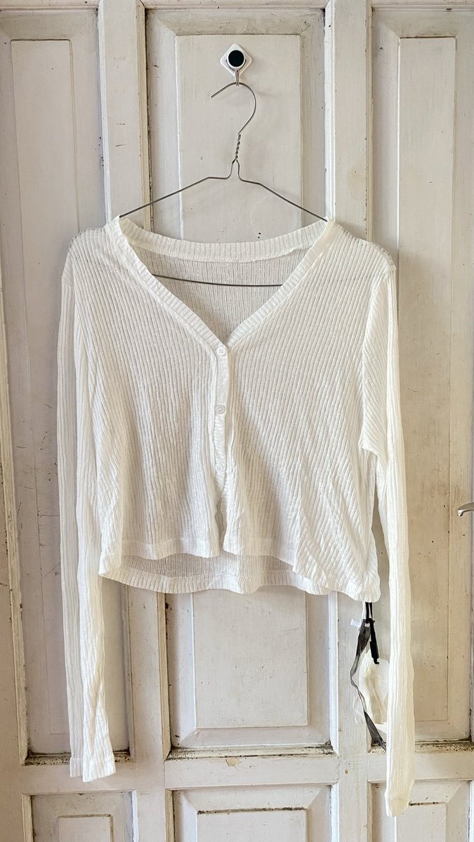 devirslna's tweet photo. Preloved under 30rb an beb bisa co lewat oren yaa!💗 https://t.co/dz6PwD4Wnl