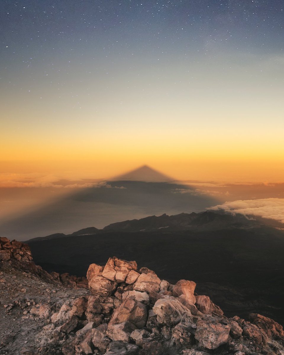 VolcanoTeide's tweet photo. This could belong to a museum 🏛️...but when the entire #Teide National Park is @unesco World Heritage, it belongs to all of Tenerife & Humanity 🧡
·
#teidelover #volcanoteide #guardianesdelteide https://t.co/cCBnt9lmcl