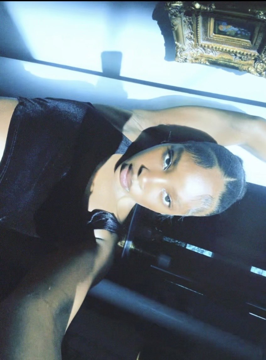 plainjaneeee6's tweet photo. It ain’t trickin if you got it https://t.co/LZGosqnxFZ