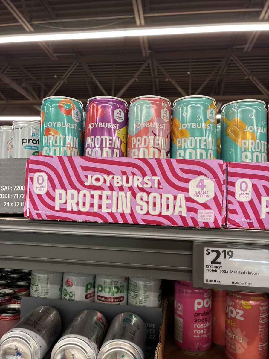 voidfilledgod's tweet photo. i went to aldi and saw this plus so many other protein-focused things that i didn’t take pictures of. mostly assorted snacks https://t.co/H1FdNpKv86