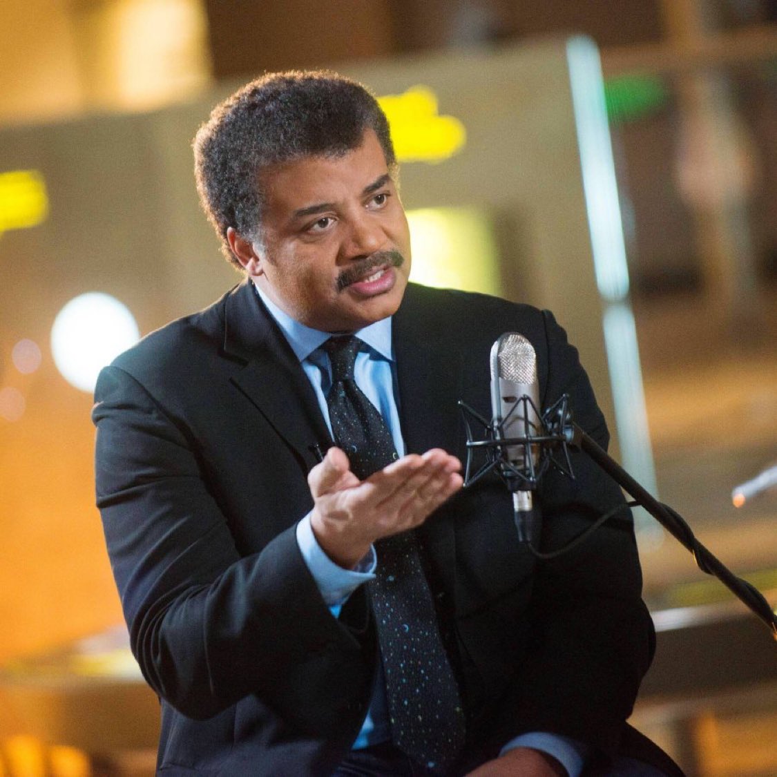 jmgi1968's tweet photo. No hay vergüenza en no saber. El problema surge cuando el pensamiento irracional y el comportamiento consiguiente llenan el vacío dejado por la ignorancia.”

— Neil deGrasse Tyson https://t.co/h3Voh8zXHp