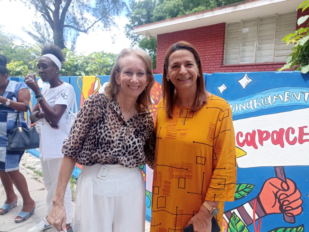 ACPDI_Cuba's tweet photo. ✨Celebra nuestra #ACPDI 🇨🇺 el tercer aniversario ✨
Junto a asociados, trabajadores e invitados, pasamos una jornada especial, felices por los logros alcanzados y las metas por cumplir.🎉♥️🇨🇺 https://t.co/b8oQ32rdS7