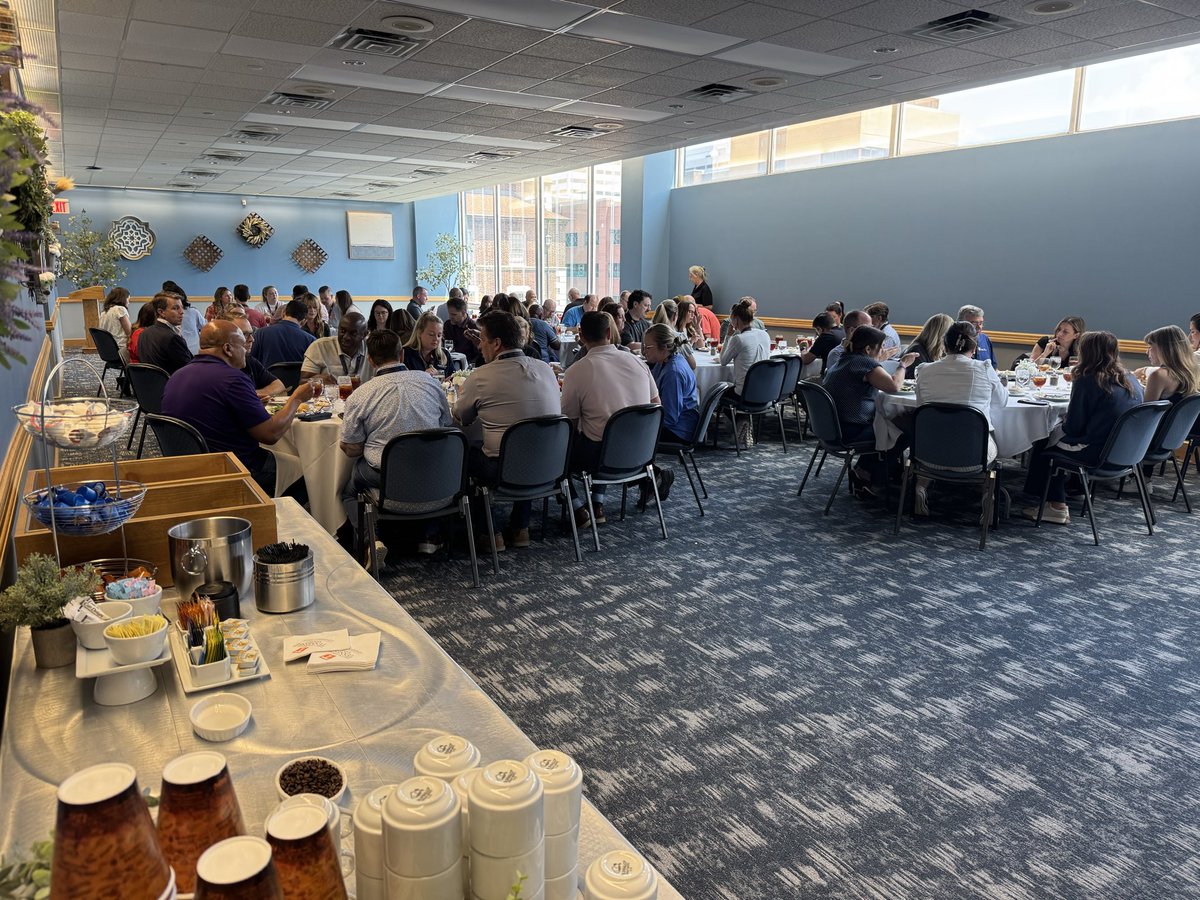 UTConferences's tweet photo. Last week, we had two large groups host there conference and meeting at the UT Conference Center! 

We provided our on-site catering services, including breakfast, snack breaks, and lunch.

We would love to host your next event! Contact us today! https://t.co/xf2bcSvaDw