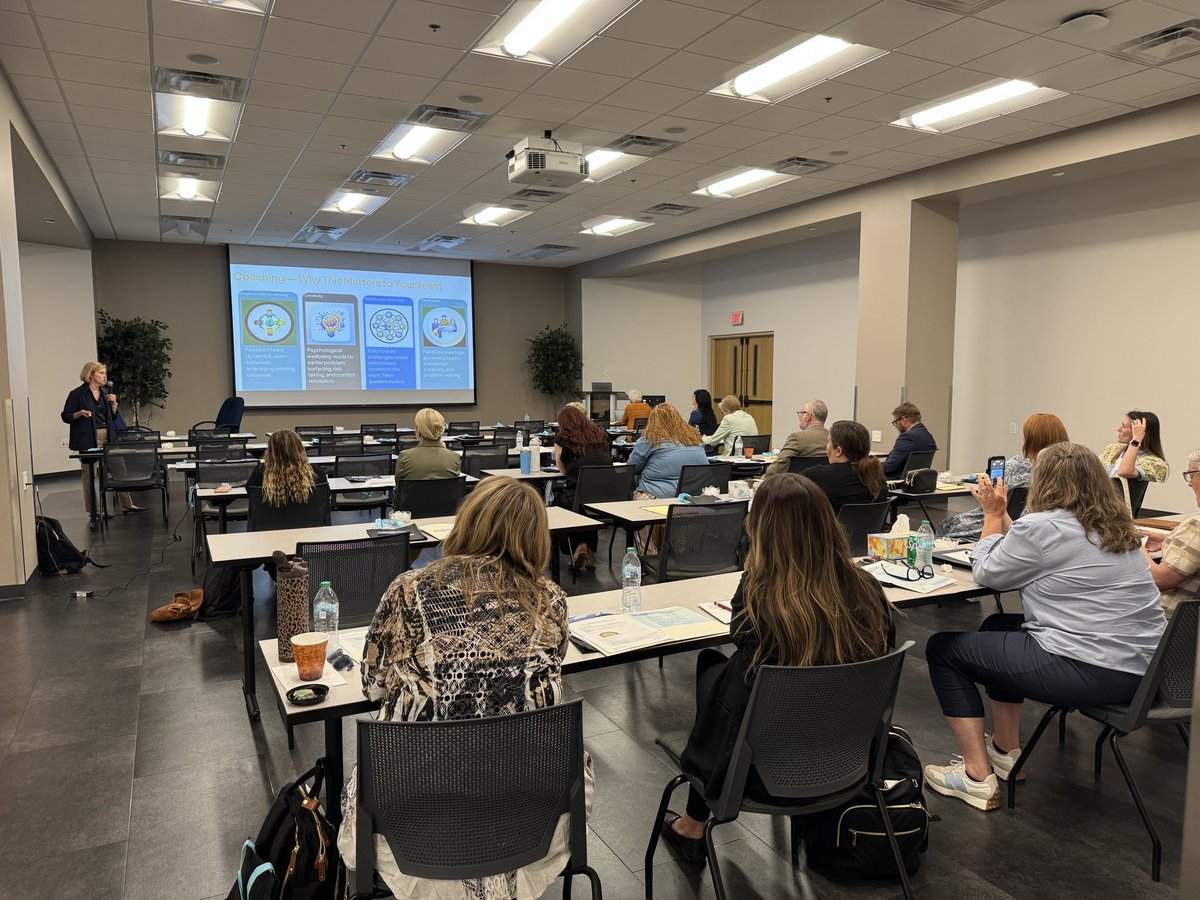 UTConferences's tweet photo. Last week, we had two large groups host there conference and meeting at the UT Conference Center! 

We provided our on-site catering services, including breakfast, snack breaks, and lunch.

We would love to host your next event! Contact us today! https://t.co/xf2bcSvaDw