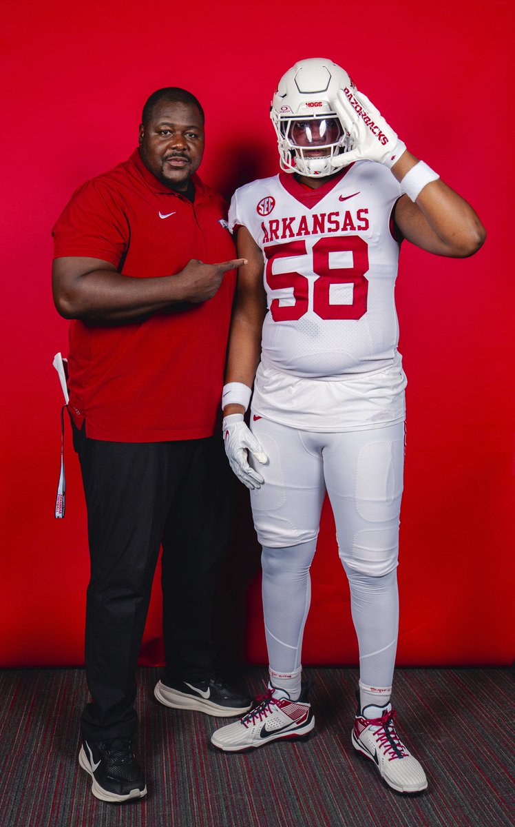 JudahGumbs_'s tweet photo. RazorBack Fans How We Looking??🐗 https://t.co/ia8kXOuHB7