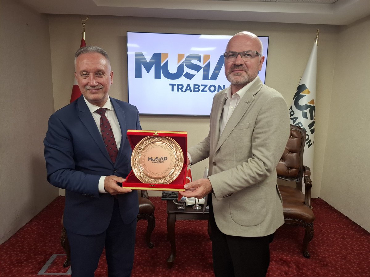 TrabzonMUSIAD's tweet photo. Trabzon İl Sağlık Müdürü Sn. Dr. Mehmet Topsakal'ın konuk olarak katıldığı Genel Üye Toplantımızı Üyelerimizin katılımı ile Şube Binamızda gerçekleştirdik.
#MUSIAD
#gencmusiadtrb
#avmesut https://t.co/akhHT3EfQu