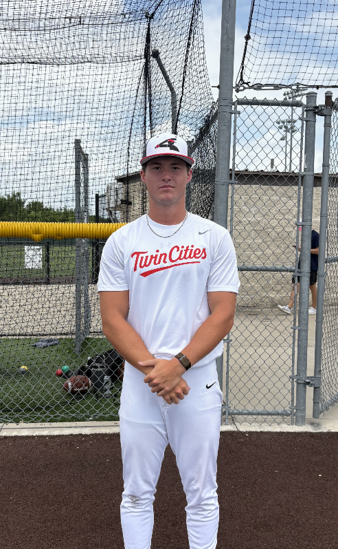 FiveToolCollege's tweet photo. F: @DFWTwins Baseball Club College 2, College Bound Baseball 0 
PoG: @lukesaunders05 3 IP, 7K, 0R 
Notable: @GredanWolf 4 IP, 5K, 0R https://t.co/I334ijexCW