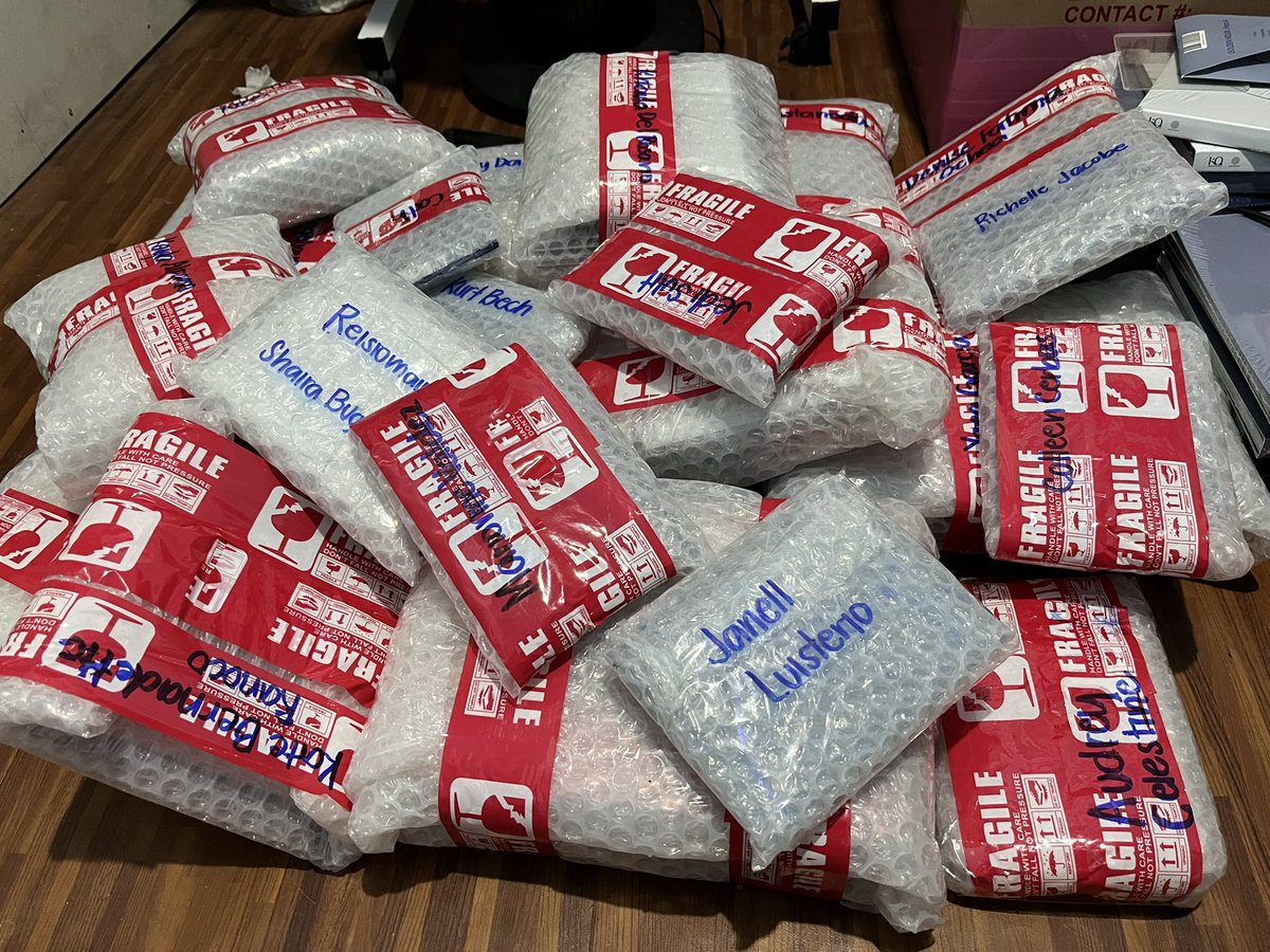 choibns's tweet photo. Batch 2 for scheduled for shipout tom done

Will send tn to respective claimers once na pick up na

Next sched for shipout is on June 11 since I will be packing tomorrow https://t.co/W1Hu4mXhNA