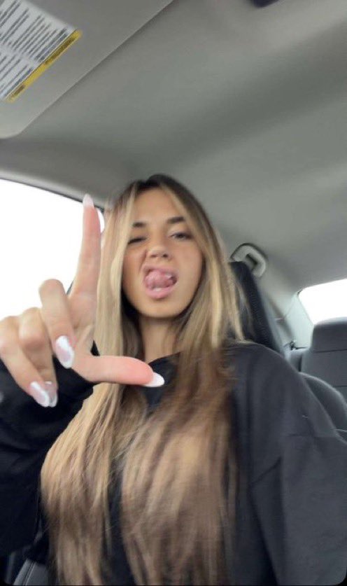 gooningcamryn's tweet photo. I challenged @0_RIL_0 to a wankbattle. But ended up losing to them. They were stronger than I expected. And they turn my brain to mush with Sadie. Go lose to them like I did 💋

#wankbattle #wankchat #chessbattle #cockcompare https://t.co/6LHEJLsngP