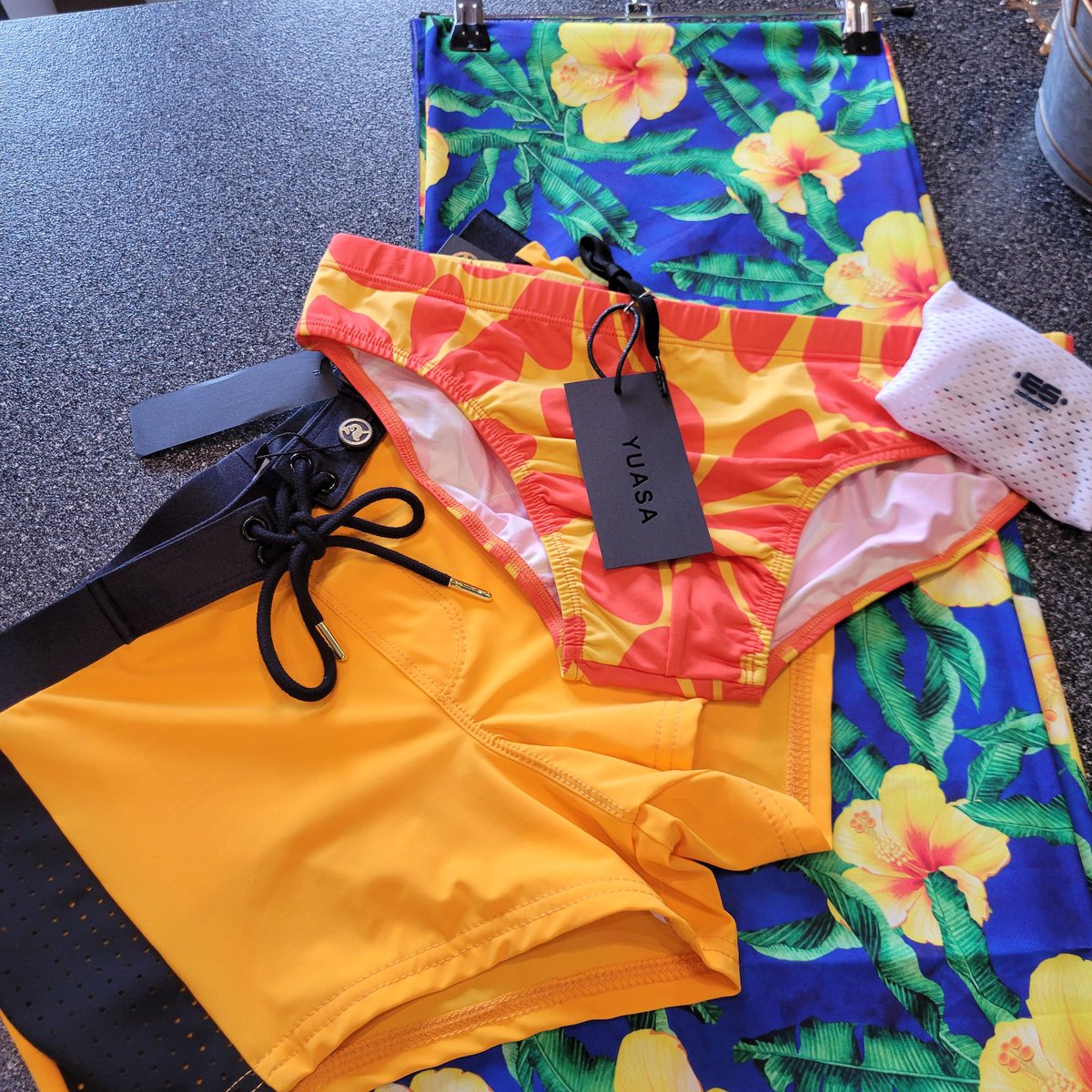 BERehoboth's tweet photo. New arrivals are in! Swimwear and Casuals, too. https://t.co/DwHdMHDRyQ
