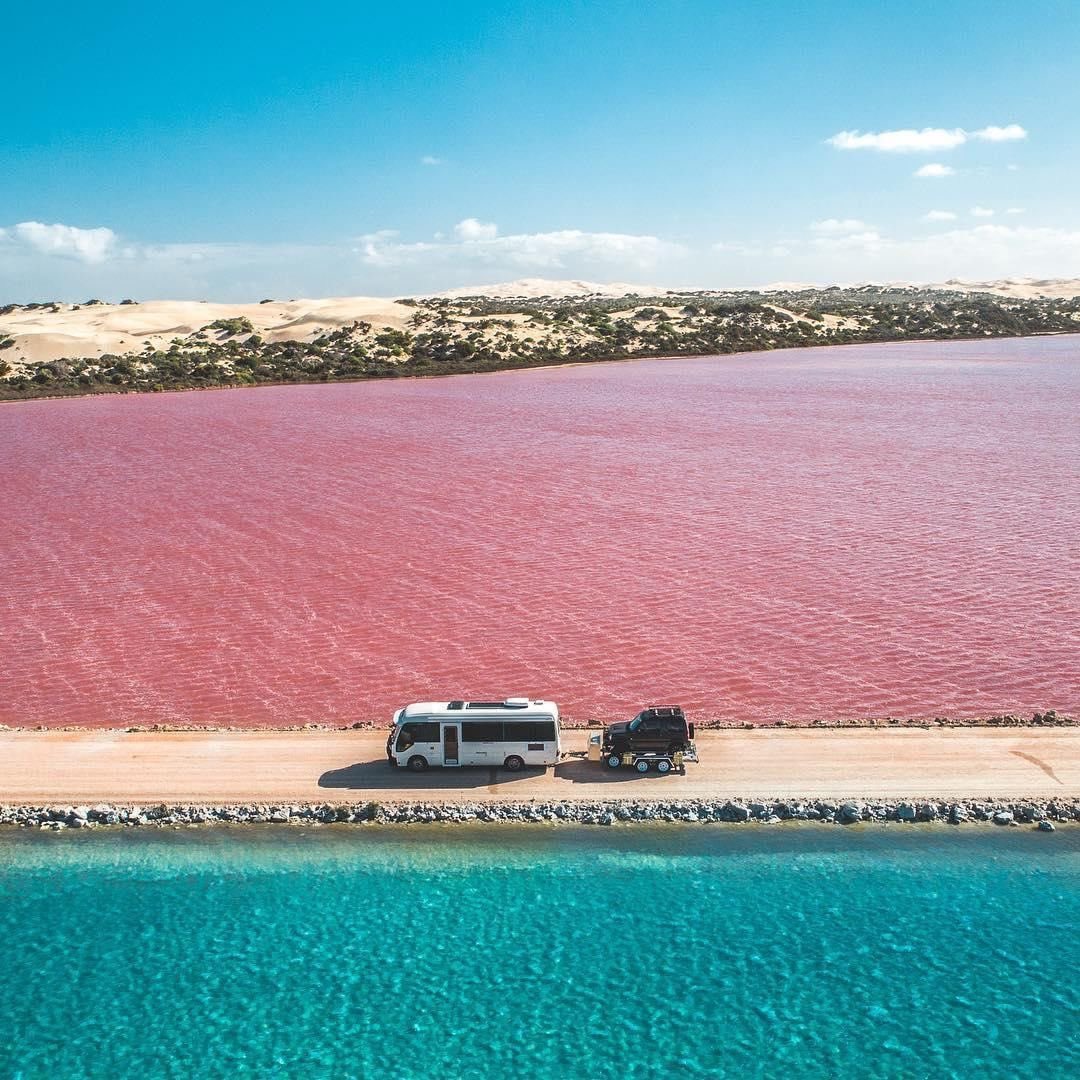 vistaaura222's tweet photo. Lake MacDonell, Australia https://t.co/vnlpiMoO6L
