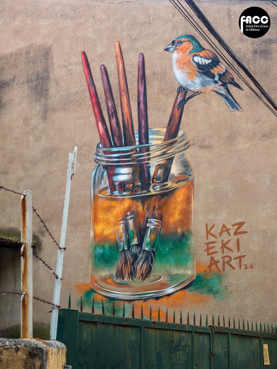 FACCalldetenes's tweet photo. KAZEKI

Aquesta vegada pintant al Call, un carreró bonic, petit i al centre del poble.

Gràcies per tornar sempre.

📸 @enganxat_

https://t.co/Yl8PS4z7i8

#festival #facc2026 #artalcarrer #calldetenes https://t.co/kdBECvNncD