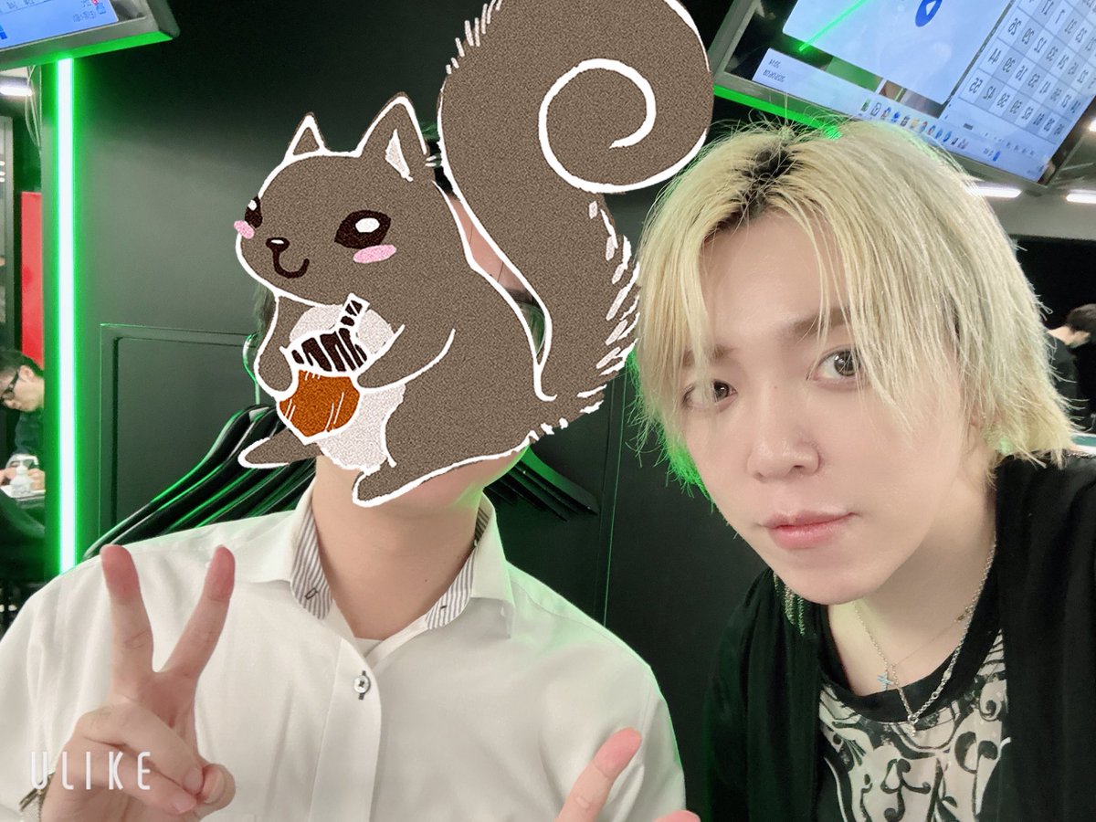 KQpm8's tweet photo. 今日はショウマツリーグ！✨白鳥さんと同卓！成績は①-1-2-1で+182.1！3位！🥉
代表者決定戦の権利ゲットしたぞー！✨
1回戦マジでヒリヒリした展開で体力持っていかれたけど、めっちゃ楽しかった！😆
今日は愚形リーチめっちゃツモれたなあ！
同卓した方ありがとうございました😊 https://t.co/pF56uvqqh0
