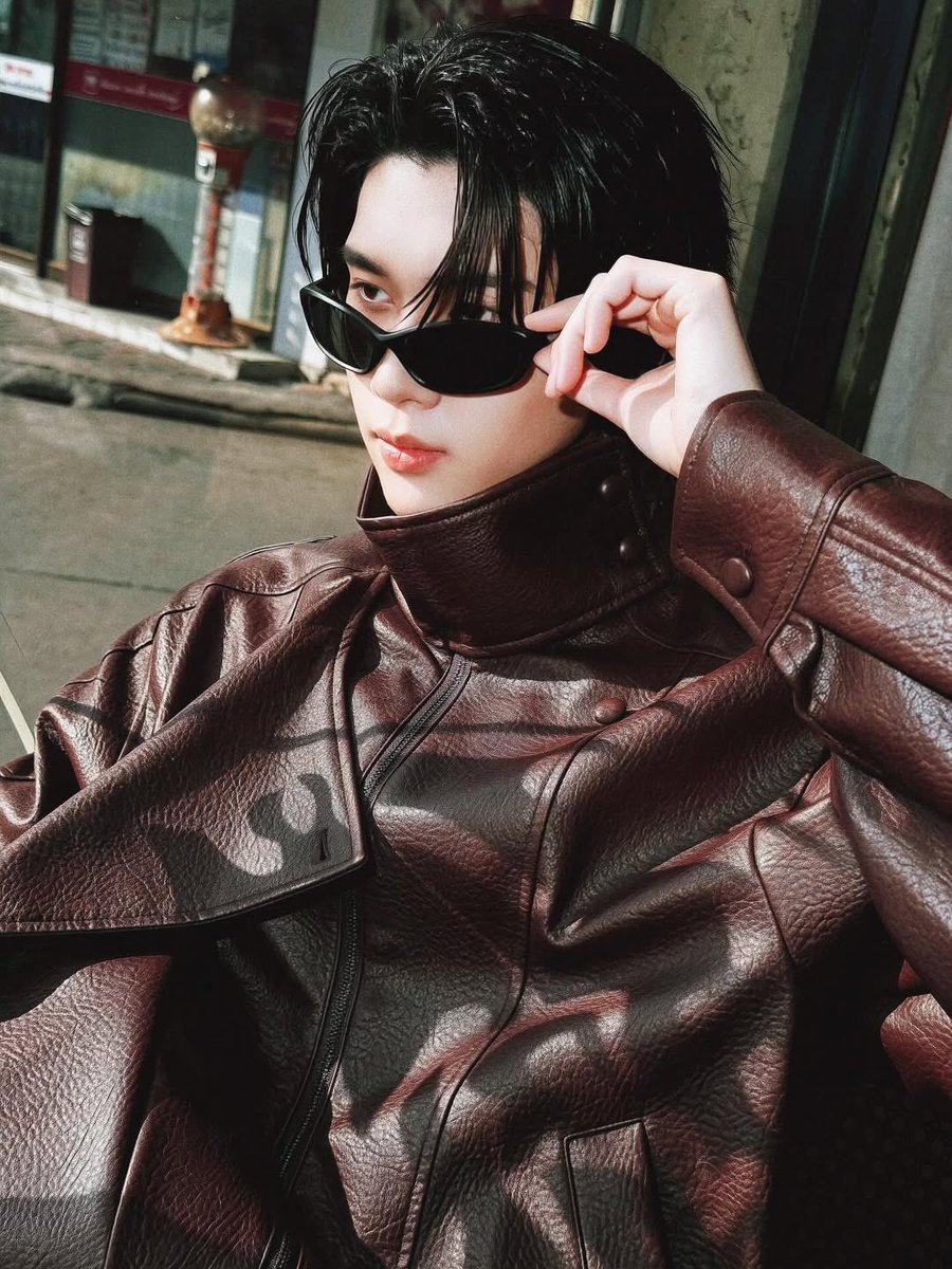 DunkOfficialFC's tweet photo. 🐻‍❄️ Instagram Update 08.06.2026 🖤

💬 : Pit-sa-nou-loque (with a native French accent)

🔖: _kilbill (IGs)

@dunknatachai #dunknatachai https://t.co/wK3Pip5Qgg