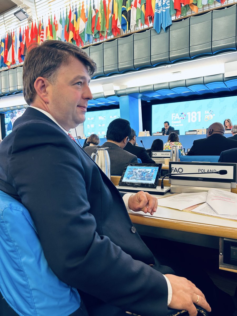 PLinUNRome's tweet photo. PR of Poland🇵🇱 participates in the 1️⃣8️⃣1️⃣ Session of the @FAO Council. 

Discussion on global food security challanges; reports of the Regional Conferences and progress on the work of the open-ended Working Groups on FAO potential reform are on the agenda. https://t.co/mTEhRr2ORK