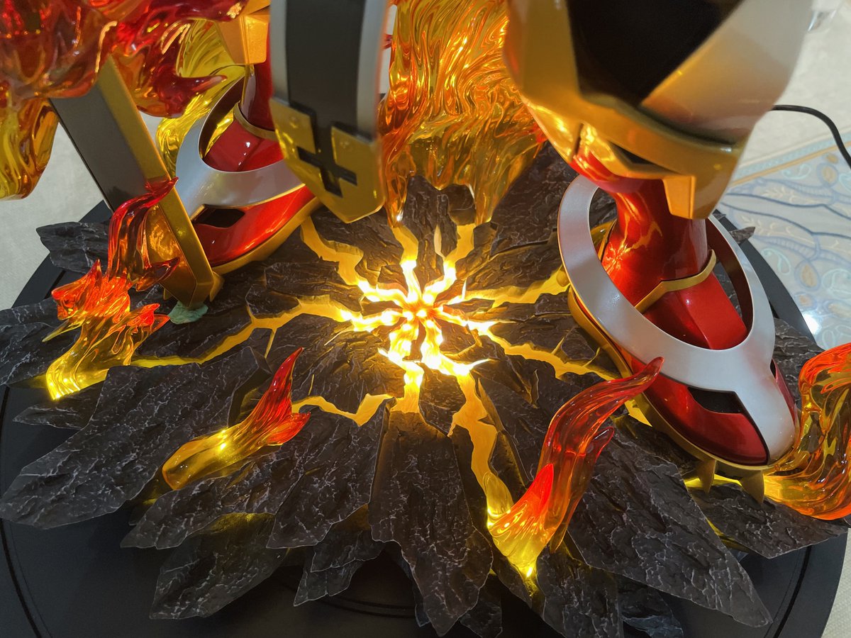 zhang63272968's tweet photo. 超巨大で、50センチです😂 #digimon https://t.co/ryQHkgOrVr
