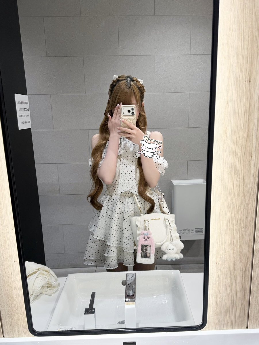 dsk4ever_'s tweet photo. この日のヘアメ前からも後ろからも可愛くてお気に入り😻 https://t.co/KONUU8QL7c