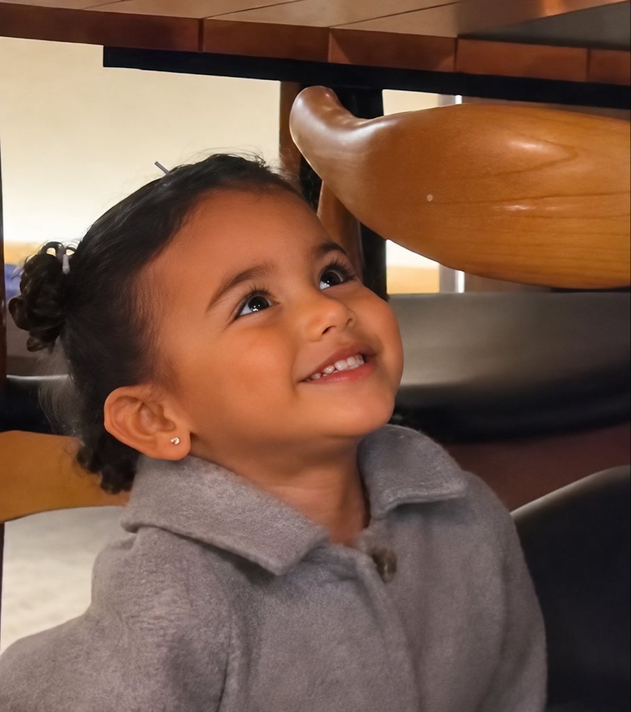 taqyine's tweet photo. Ela é linda, não é?🥰 https://t.co/N1ISh1q3G3
