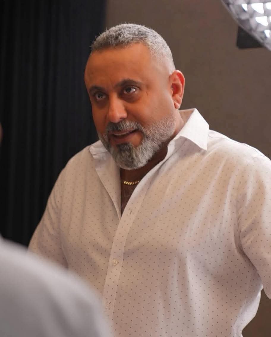 anwarhamadani's tweet photo. سؤال قانوني ورادودي :
لو شخصية ( سنية ) جاهرت ب��لولاء للكيان الأسرائيلي والدفاع عنه كما فعل المدعو غيث التميمي الأسلامي الشيعي السابق والعلماني الشيعي الحالي .. كم دعوى قضائية ستقام ضده ؟ .. وكم رادود بحماية عمامة شيعية سيكتب قصائد ضد مذهبه والصحابة رضي الله عنهم وليس ضد تلكم الشخصية فقط .. ؟
بالمقابل لماذا لم نسمع عن إقامة دعاوى قضائية ضد غيث ولم نسمع تسابق الرواديد لشتمه في قصائدهم ؟
المواطن
أنور الحمداني
خبير بالقانون الدستوري
وصحفي إستقصائي متمرس
#أنور_الحمداني