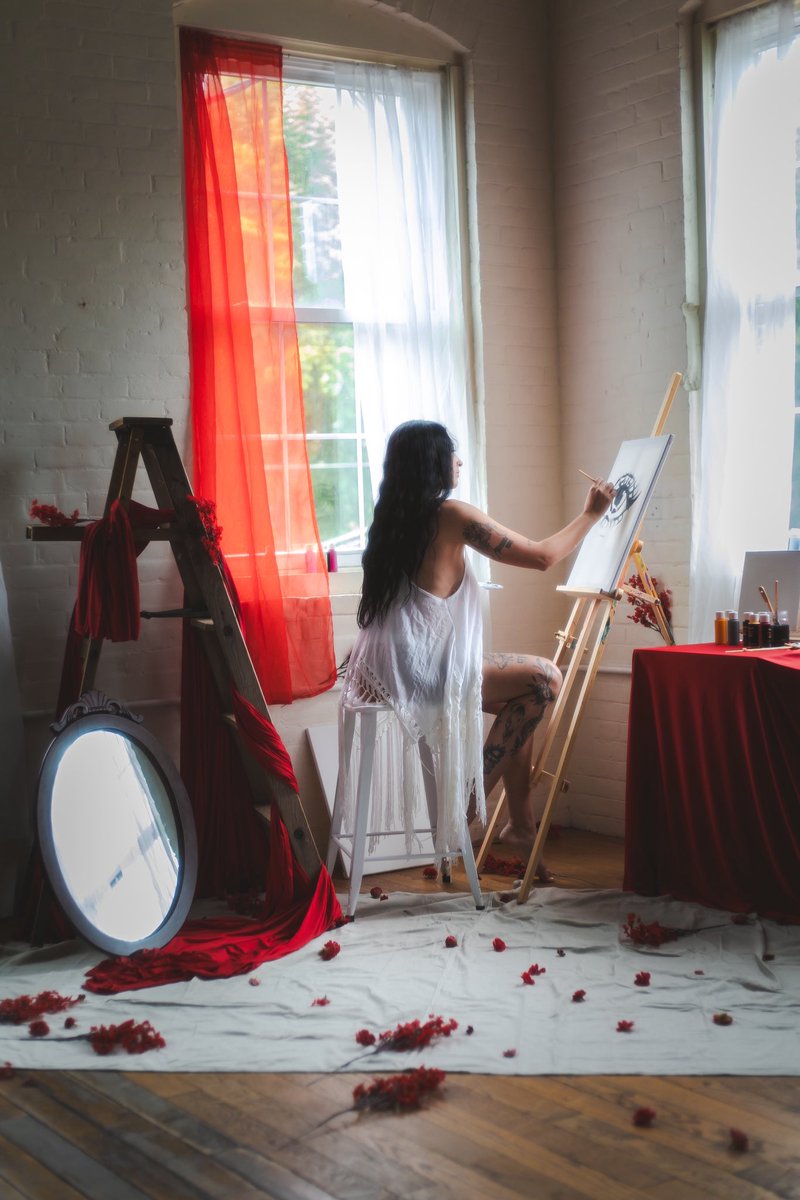 508Visuals's tweet photo. Muse &amp; Her Masterpiece: Crimson Edition 🌹

#creative #photography #vintage #art #painting #fineart #portrait #artistsofx https://t.co/vKCohMu8dT