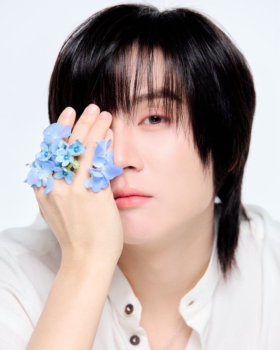 T_Aiemkumchai's tweet photo. Flower 🪻#boubou #PonThanapon https://t.co/TNExdT9aKi