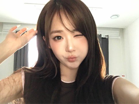 xinazzu's tweet photo. @ZZZTB0Y https://t.co/fHY9SlVBOf