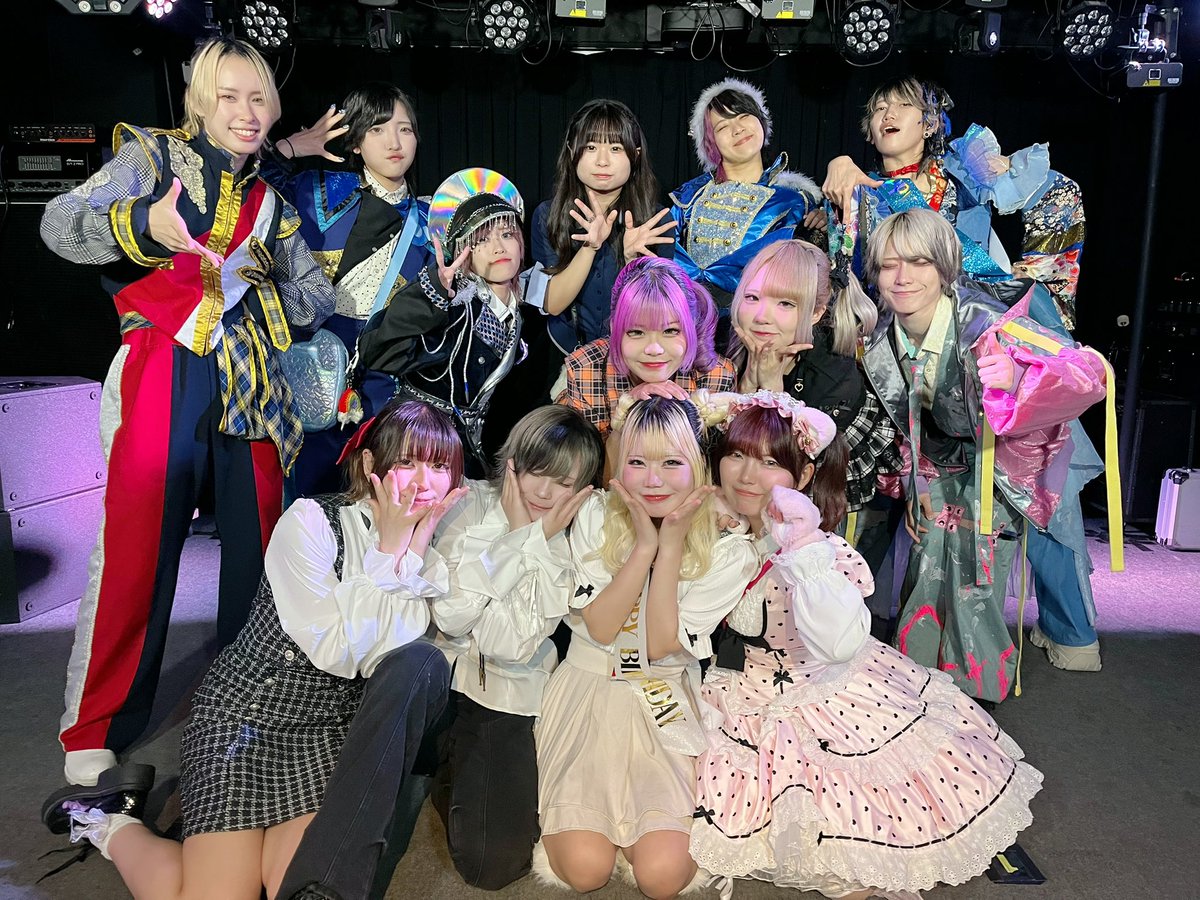 Hime__WS's tweet photo. 6月は姫もお誕生日だから囲み写メ撮らせてもらったよ📸

みんなだいすき🫶🏻🤍 https://t.co/GF5mQvt1GF