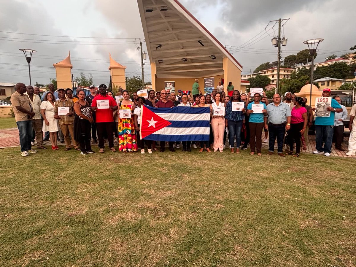 EmbacubaSt's tweet photo. #NoALaGuerra y #CeseElBloqueo, nuevamente presentes en otra gran Jornada de Solidaridad con Cuba en Santa Lucía

https://t.co/kCl8g5mW1Z https://t.co/88laqwQOPT
