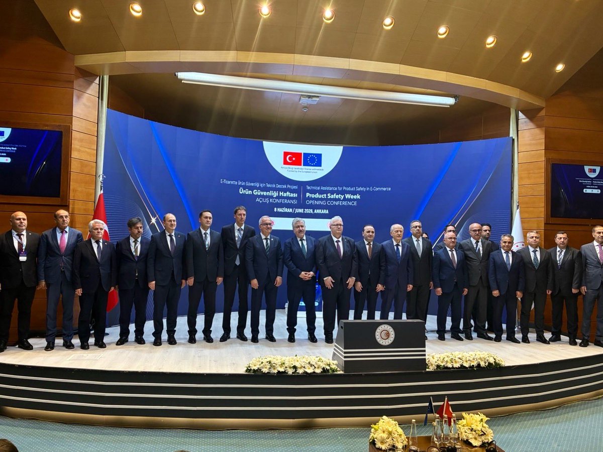 EUDelegationTur's tweet photo. 🇹🇷’de Ürün Güvenliği Haftası, AB destekli @eticaretteguven Projesi kapsamında bugün Ankara’da başladı. Etkinliğin Açılış Konferansı’na @ticaret Bakanı @omerbolatTR, @ticaret, @csbgovtr ile @TCTarim Bakan Yardımcıları &amp; @EUDelegationTur Başkan Yardımcısı Jurgis Vilčinskas katıldı. https://t.co/CF9SEAHAtJ