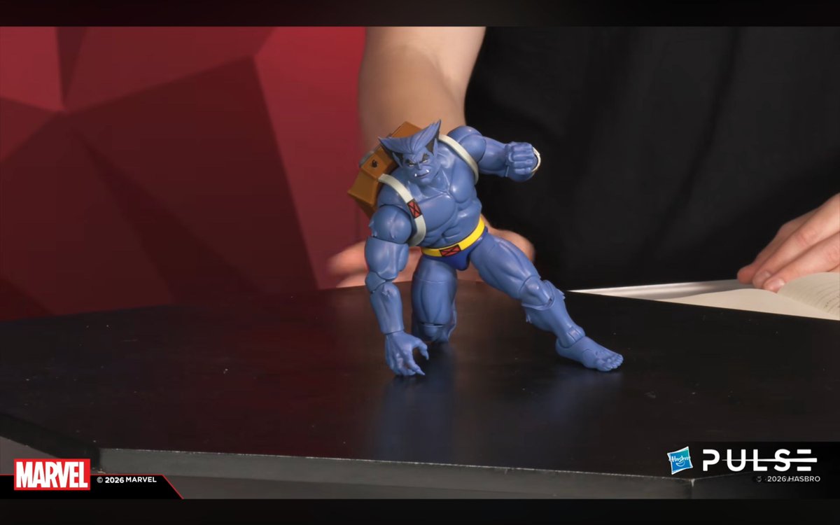 preterniadotcom's tweet photo. Hasbro Marvel Legends X-Men '97 Beast. https://t.co/6QEeeNscQq