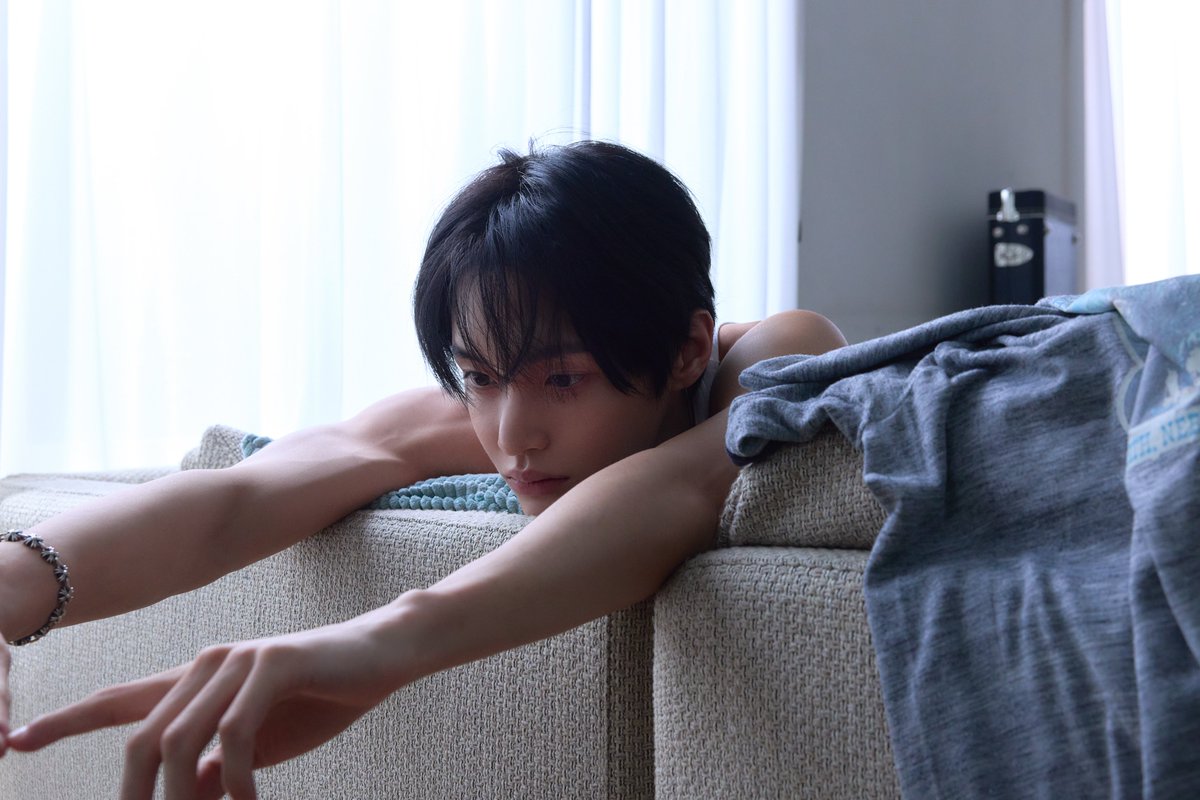 wonbtn's tweet photo. Just a cool, 𝘭𝘰𝘸-𝘬𝘦𝘺 𝘢𝘧𝘵𝘦𝘳𝘯𝘰𝘰𝘯 spent romanticizing the art of doing absolutely nothing. https://t.co/dpTBSJV7R7