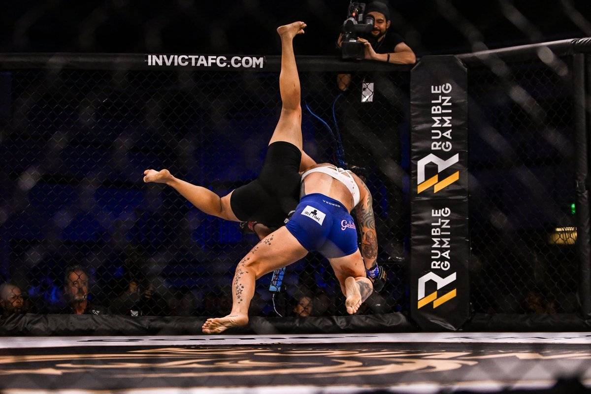 InvictaFights's tweet photo. Girl power 💪 https://t.co/yYa8KDKpyb