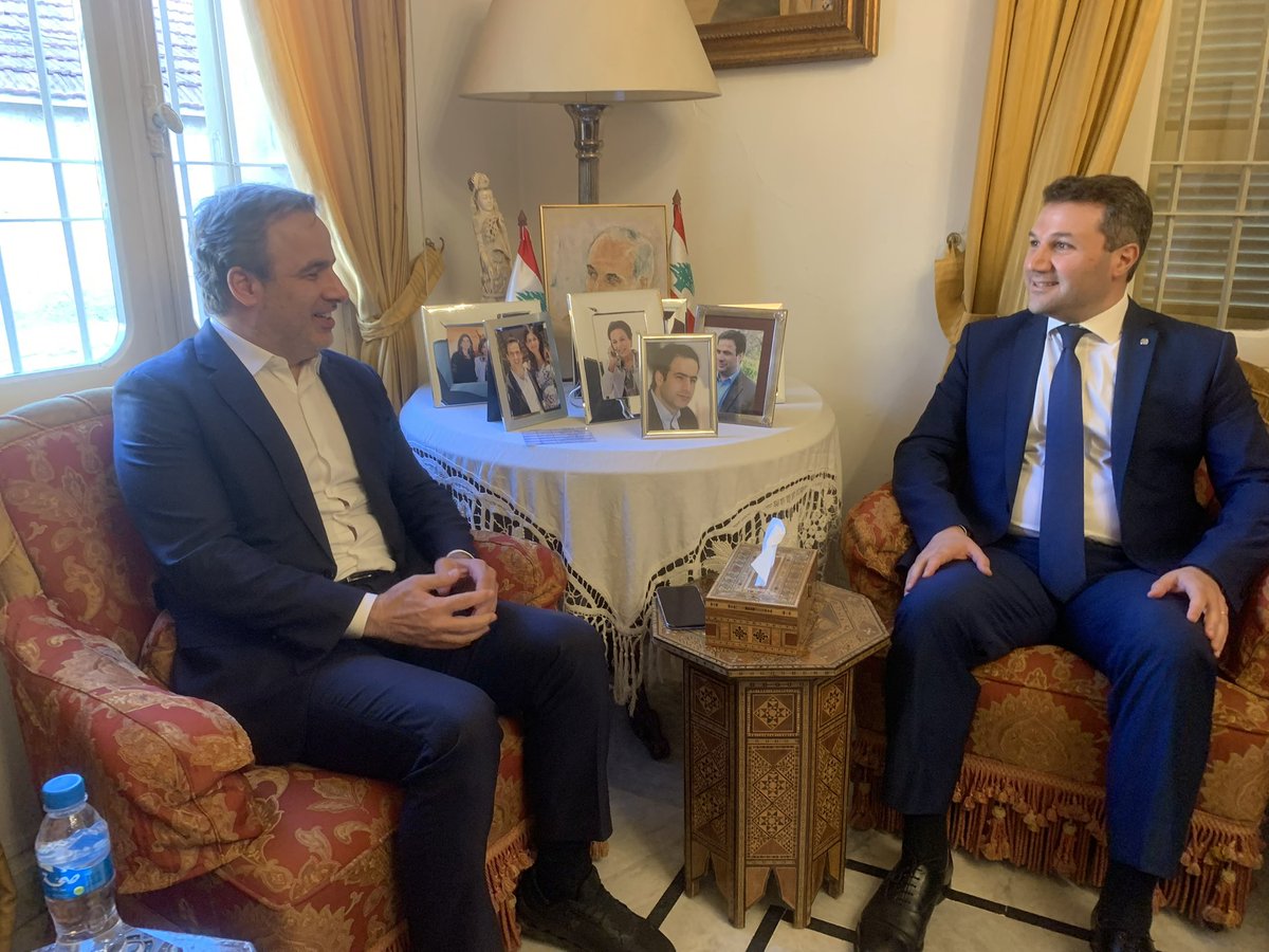 michelmoawad's tweet photo. خلال استقبالي النائب نديم الجميل على رأس وفد من حزب الكتائب اللبنانية في زغرتا، حيث شكّل اللقاء مناسبة للتشاور والمزيد من التنسيق حيال آخر التطورات.
@nadimgemayel https://t.co/u0qohbeRzt