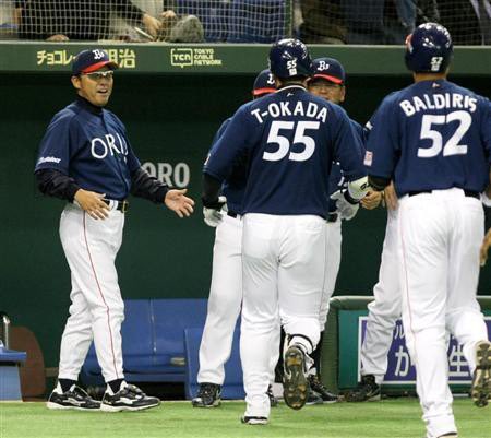 deepredcowboy's tweet photo. 2010年ビジターですね言われてみたら https://t.co/6a8IGA82HF