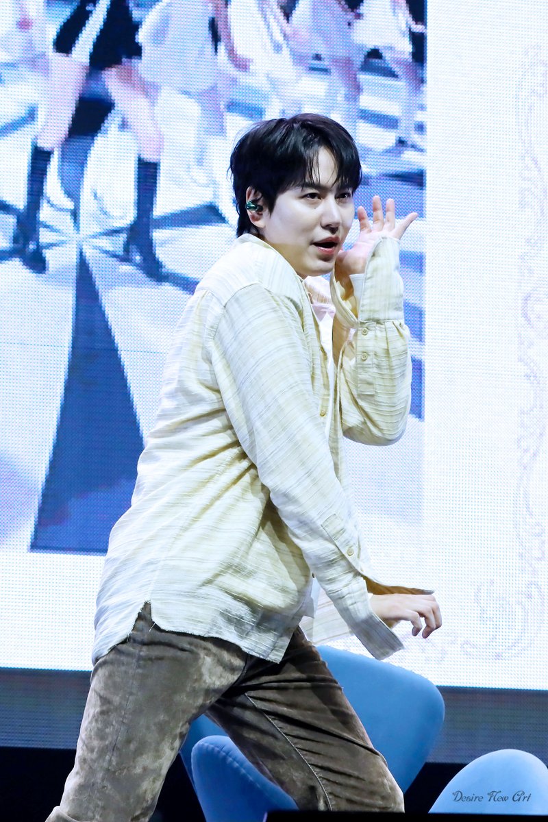 qmffnek0's tweet photo. 20260607 KYUHYUN 20th Anniversary Fanmeeting  

규현

나름 성공 https://t.co/DfTqSqHrYB