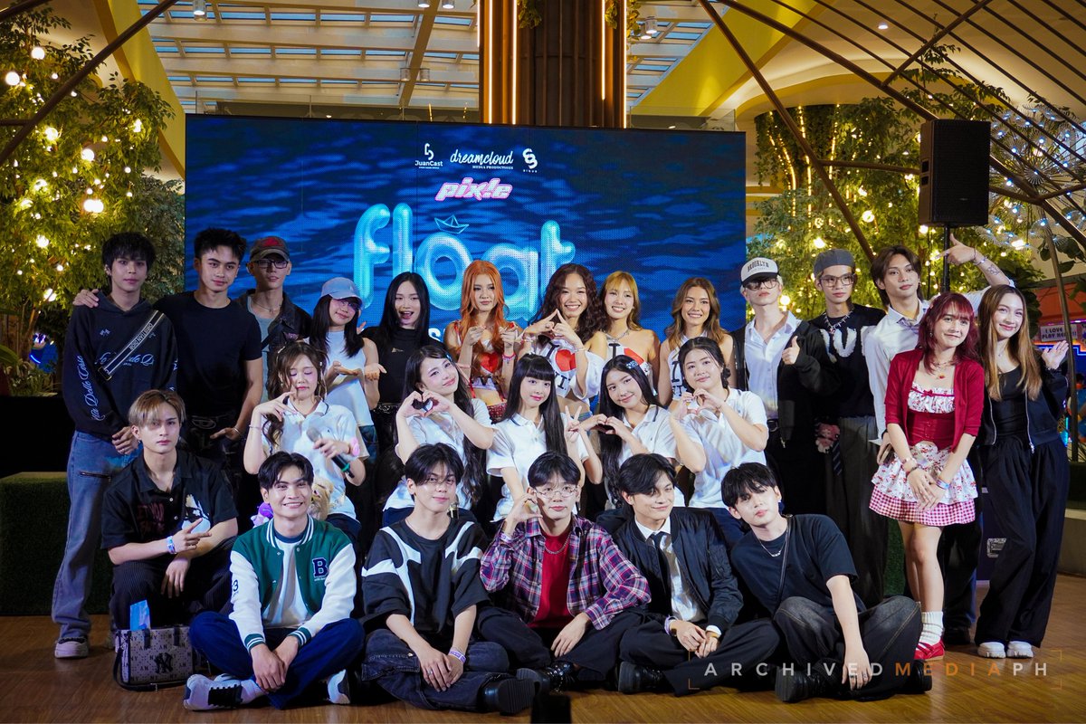 Archivedmediaph's tweet photo. It’s always inspiring to see P-pop groups supporting one another. The rise of P-pop is a shared journey, and we can only go higher when we lift each other up. Aangat tayo nang sabay-sabay. 

🎶 Pix!e Float Media Showcase
📍 SM City Grand Central
🗓️ 06.06.26

#PixieFloat #PixiePH #PixieOfficialPH
#6ense #KAIA #VIVIDPH #InBituin
#BILIB #NXT