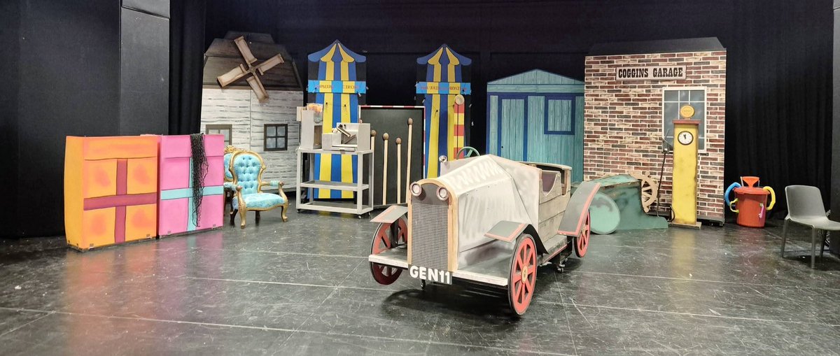 SetForTheShow's tweet photo. After a short break we begin a very busy June, getting Woodbridge School Set For The Show with our Chitty chitty bang bang set. #sethire #chittychittybangbang https://t.co/xTuJ0R2ai5