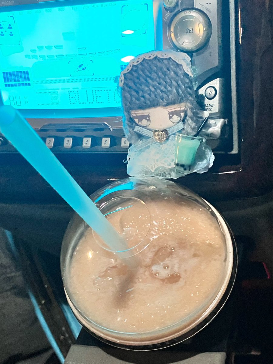 ELGRAND_ZD30's tweet photo. マックの桃のスムージーやっと飲めた🍑
#okinadoll https://t.co/USWPmNtiVN