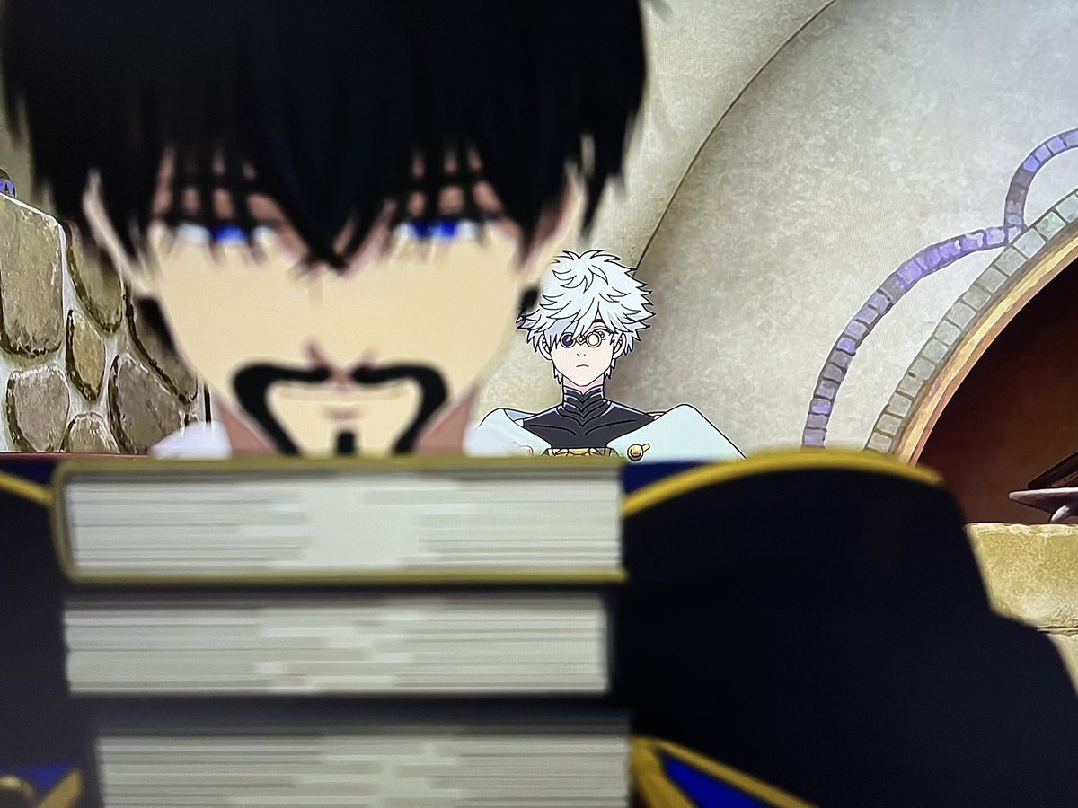 sensofelation's tweet photo. HE’S SMILING 😭😭😭😭😭 WAAAAAAAHHHHH UEEEEEEEEEEE #whaanimespoilers https://t.co/WIuv2Aj33w