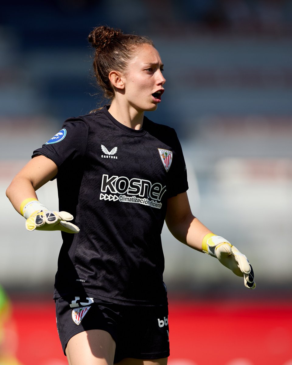 AthleticClubFem's tweet photo. 🧤 𝗔. 𝗡. 🔝 

#AthleticClub 🦁 https://t.co/hgvshcO28q